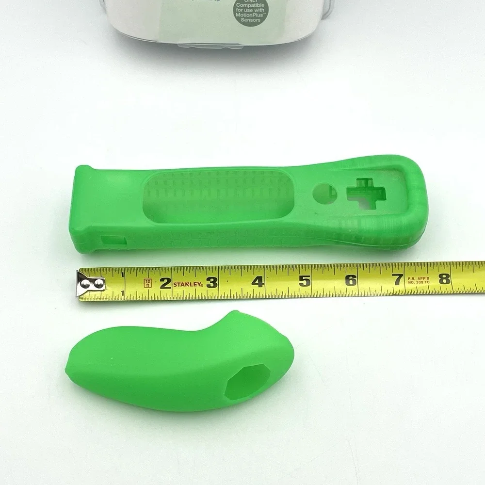 Memorex (2) Nintendo Wii Remote Sleeves Blue‎ New Sealed + Green Used MotionPlus